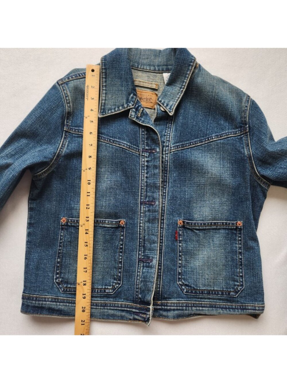 Levi's Retro Blue Denim Trucker Jacket Butterfly Print Y2K Coquette Fairy Cute - Picture 12 of 12